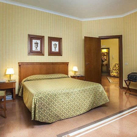 Hotel Residenza d'Aragona Palermo Esterno foto