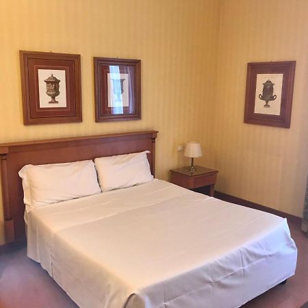 Hotel Residenza d'Aragona Palermo Esterno foto