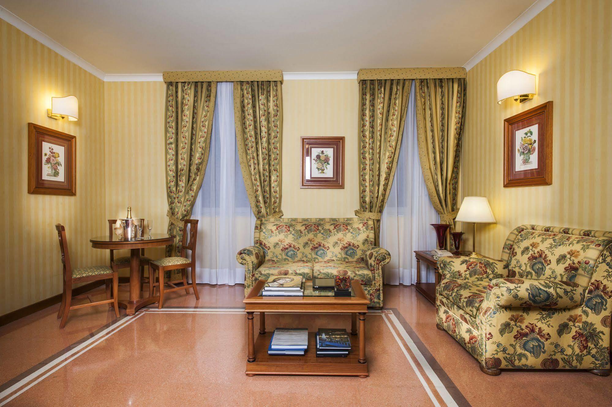 Hotel Residenza d'Aragona Palermo Esterno foto