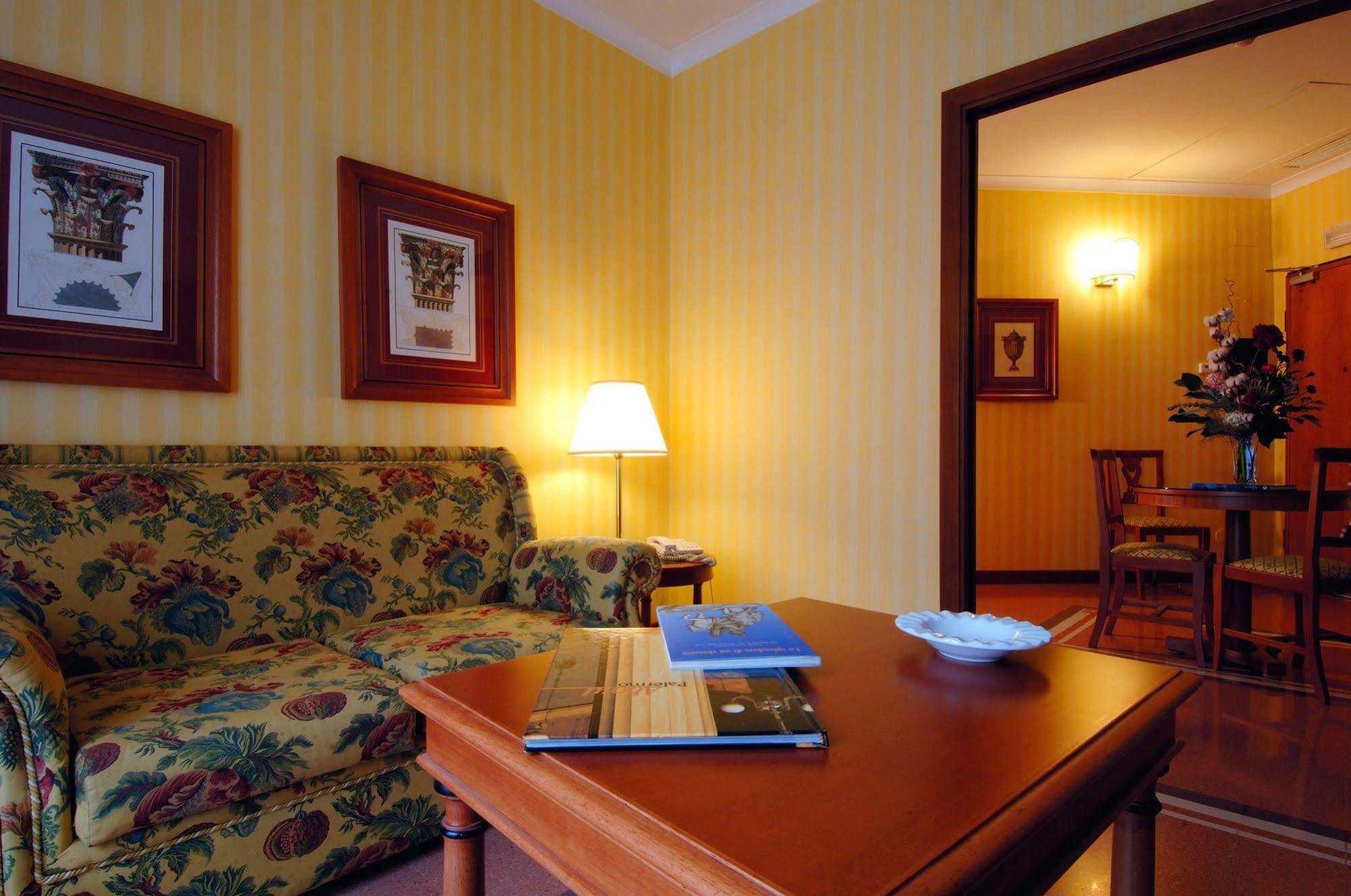 Hotel Residenza d'Aragona Palermo Esterno foto