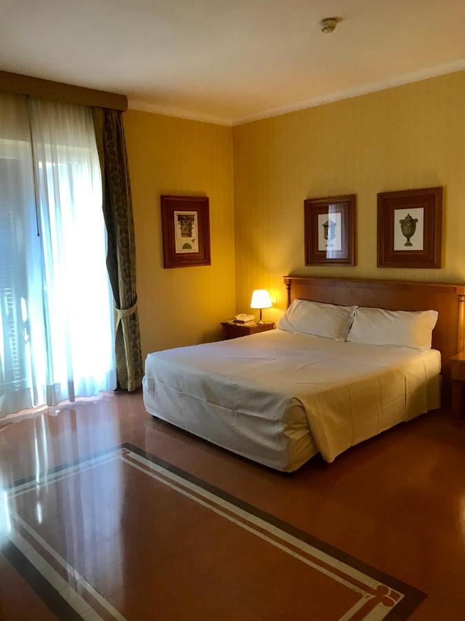 Hotel Residenza d'Aragona Palermo Esterno foto